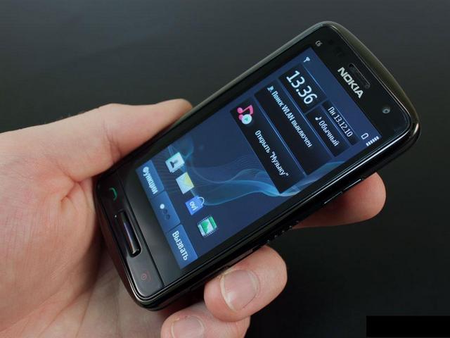Для любителей стиля и функционала-Nokia C6-01.
